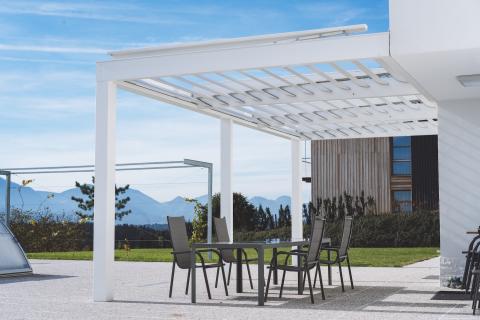 Installer soi-même une pergola : bonne ou mauvaise idée ?