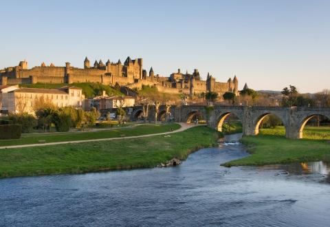 Carcassonne accueille l’arrivée de la 15e étape du Tour 2025. © JavierGil1000 – Getty Images