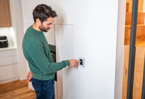 10 conseils clés pour faire des économies d'électricité chez soi © Getty Images -AzmanL