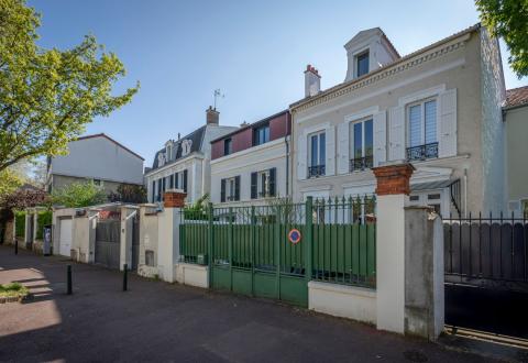L’Île-de-France est l’une des régions où le taux de sous‑occupation est le plus faible. © Franck Legros – Getty Images