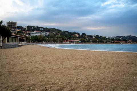 Toulon plage Mourillon quartier brunet