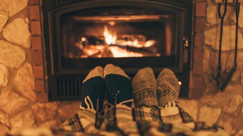 Faire sécher votre bois : le secret pour un feu réussi.