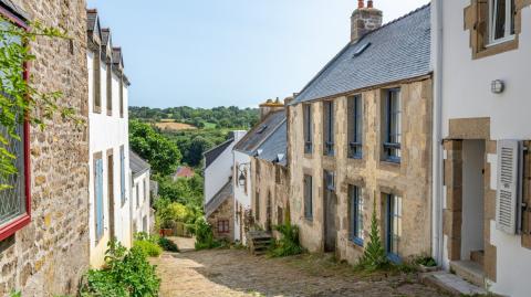 Pont-Croix est le premier village français labellisé « Best Tourism Village ».