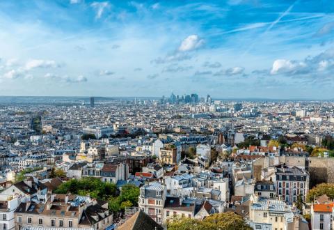 À Paris, une organisation minutieuse est indispensable pour trouver une location. © AlpamayoPhoto - Getty Images