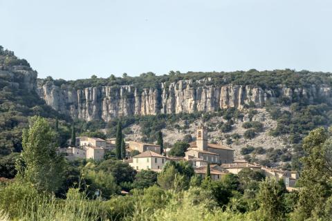 L'arrière pays de Montpellier regorge de charmants petits villages où il fait bon vivre. © Getty Images