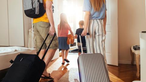 Départ en vacances : les 9 vérifications à faire avant de fermer la porte.