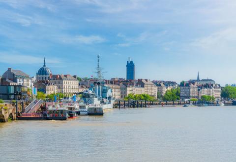 Le premier semestre 2026 confirme le retour progressif des acheteurs sur le marché immobilier résidentiel français. © Sergi Formoso - Getty Images