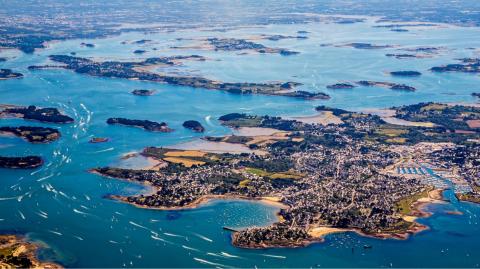 Morbihan : une île privée de 6 hectares mise en vente à presque 2,5 millions d'euros.