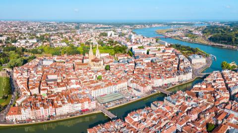 Bayonne