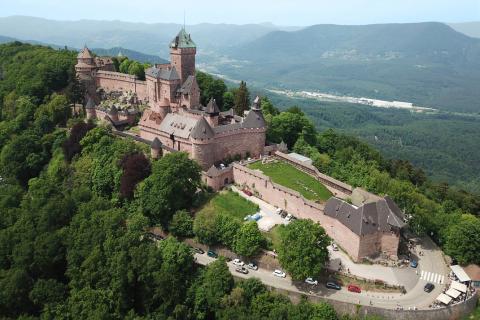 Le château du Haut-Koenigsbourg qui a inspiré des décors du Seigneur des anneaux