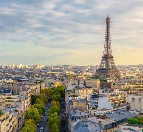 Les locations meublées touristiques peuvent représenter jusqu’à 20 % de l’offre locative globale dans certains arrondissements de la capitale. @ Getty Images