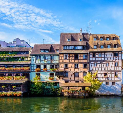 Malgré une hausse de seulement +0,5 %, Strasbourg est la grande ville où les prix ont le plus augmenté en décembre. © olrat - Getty Images