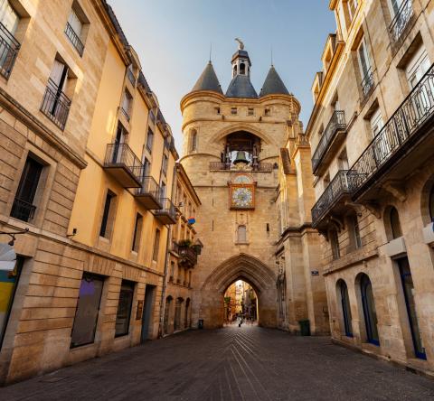 Bordeaux quartier saint-paul grosse cloche