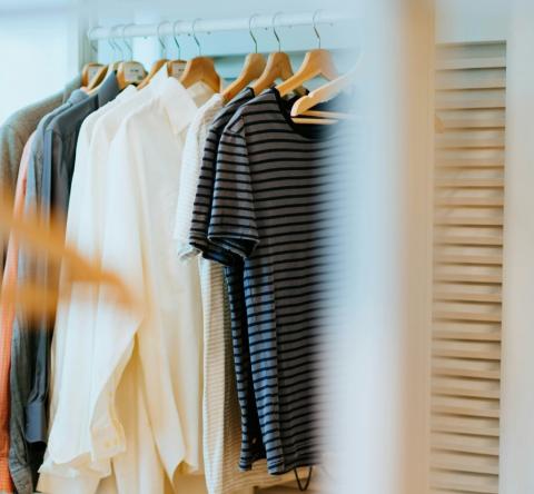 Nos idées pour transformer un placard en coin cosy.