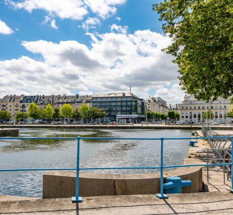 Caen quartier Maladrerie port de plaisance