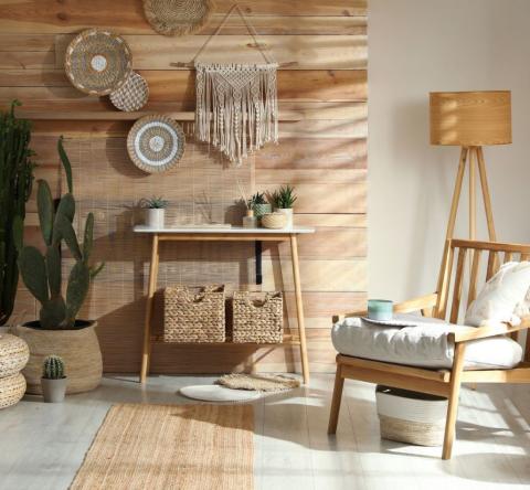 Vous pouvez créer une atmosphère "cabane nordique" à partir de quelques éléments simples et chaleureux. © Liudmila Chernetska - Getty images