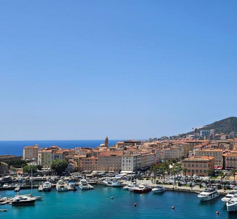 C’est à Toulon que se trouve le bien ayant généré le plus de clics en 2025 ! © WhyGee – Getty Images