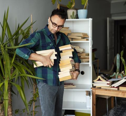 Quelques astuces simples permettent de maintenir une maison rangée toute l'année. © Kemal Yildirim - Getty images