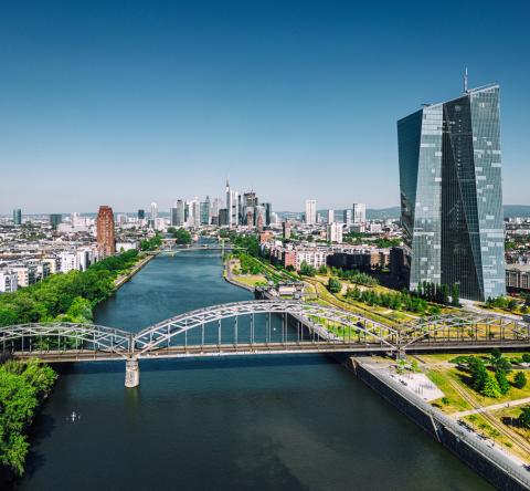 Les taux directeurs de la BCE devraient rester inchangés début 2026