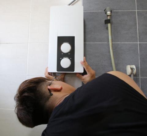 Les causes des mauvaises odeurs dans un chauffe-eau et les solutions