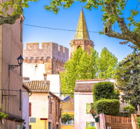 Vue sur l'un des quartiers pittoresques de Fréjus, dans le Var