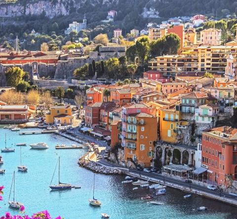 Vue aérienne de Villefranche-sur-Mer, à côté de Nice