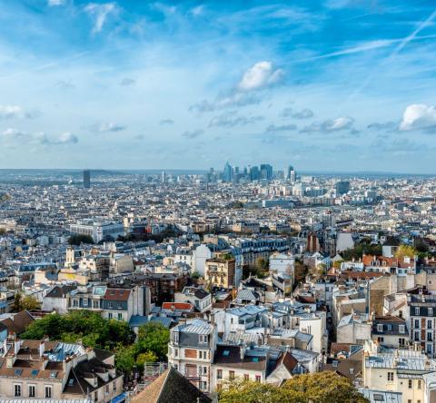 À Paris, une organisation minutieuse est indispensable pour trouver une location. © AlpamayoPhoto - Getty Images