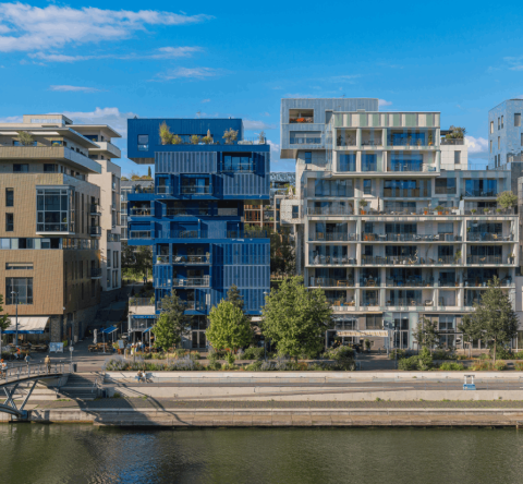 La nouvelle loi Logement prévoit de remettre les passoires thermiques sur le marché, sous conditions. © Sergi Formoso - Getty images