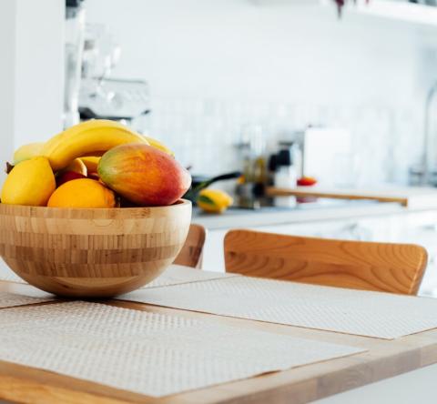 Moucherons dans la cuisine : comment s'en débarrasser et ne plus les revoir.