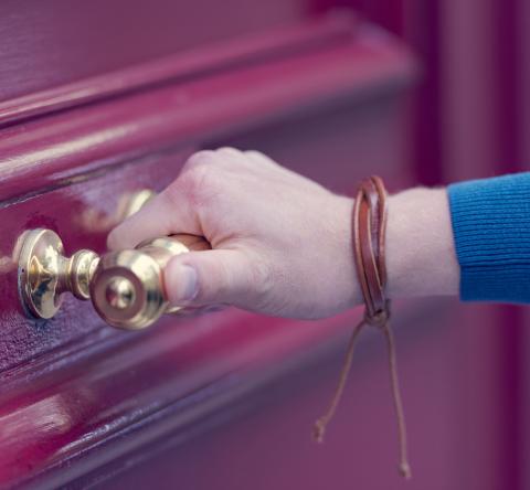 Porte qui ferme mal