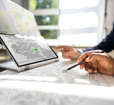 Pour ne pas passer à côté d'une opportunité, multipliez les sources d’informations. ©Getty Images