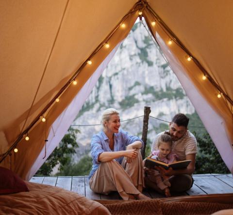 Comment recréer l'ambiance glamping dans son jardin ?